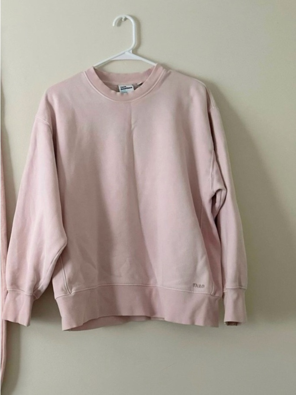 Aritzia Pink Sweatshirt